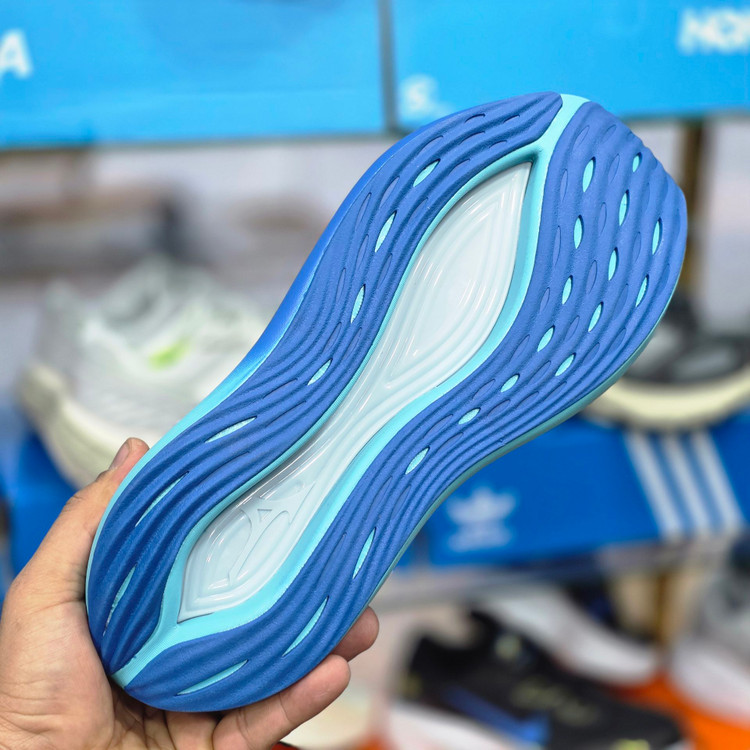 میزانو نئو ویستا/ Mizuno Neo Vista/ساخت ویتنام /سایز ۴۰ الی ۴۵/ فروش تکی و عمده/ضمانت کالا