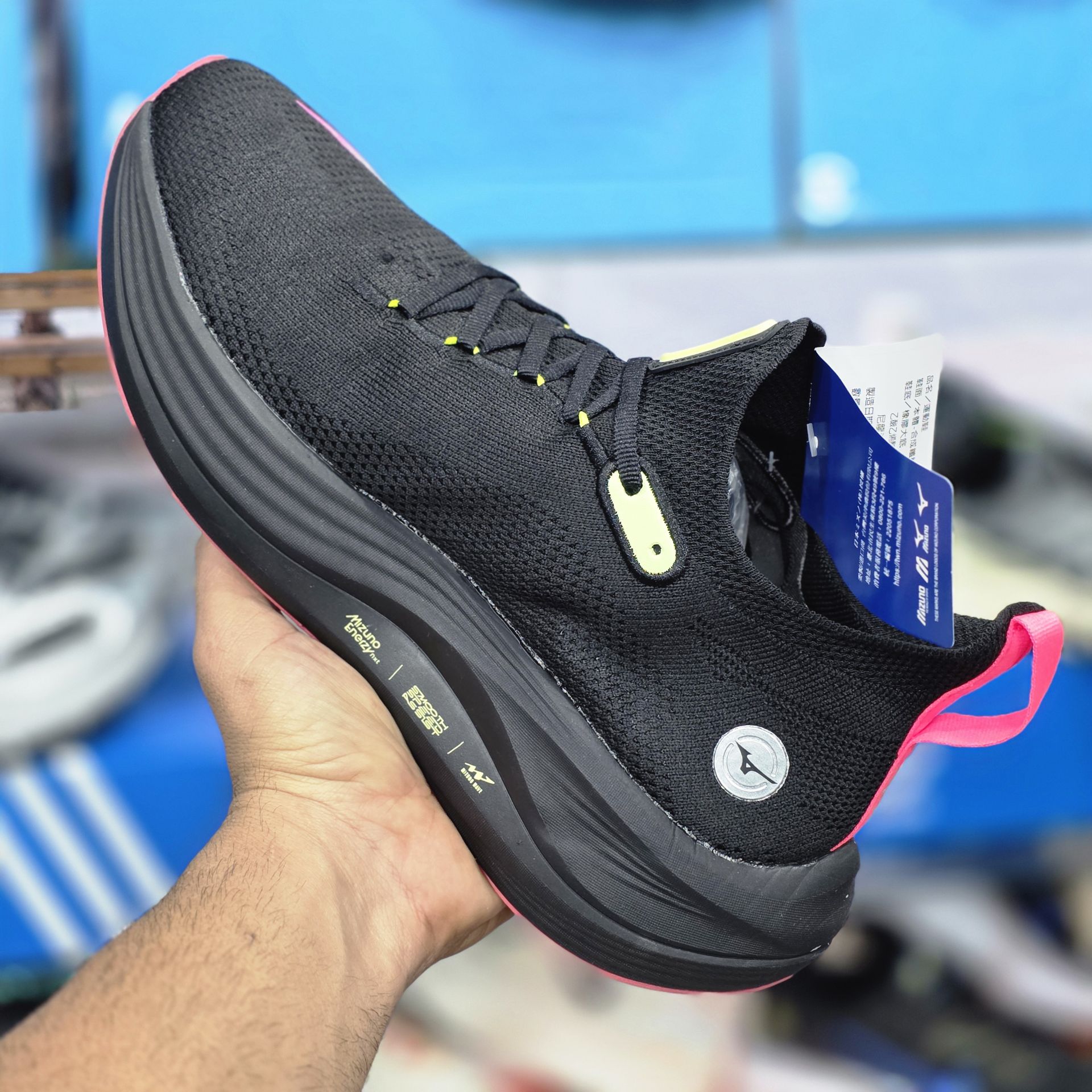میزانو نئو ویستا/ Mizuno Neo Vista/ساخت ویتنام /سایز ۴۰ الی ۴۵/ فروش تکی و عمده/ضمانت کالا