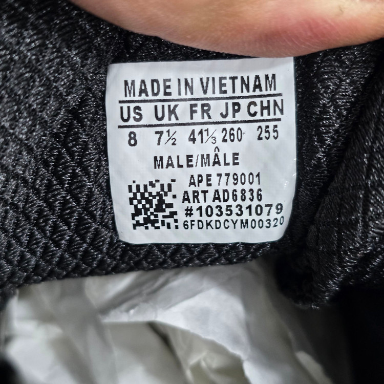 کتونی ویتنامی آدیداس مدل Adidas Response CL / ضمانت ویتنامی و کیفیت / فروش عمده و تک / سایز ۴۰ الی ۴۵