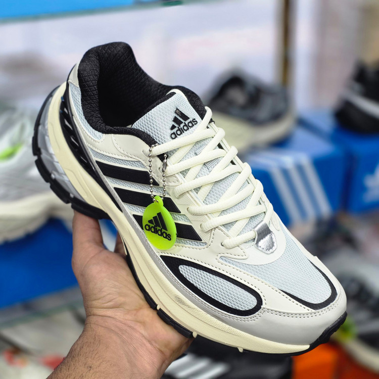 کتونی ویتنامی آدیداس مدل Adidas Response CL / ضمانت ویتنامی و کیفیت / فروش عمده و تک / سایز ۴۰ الی ۴۵
