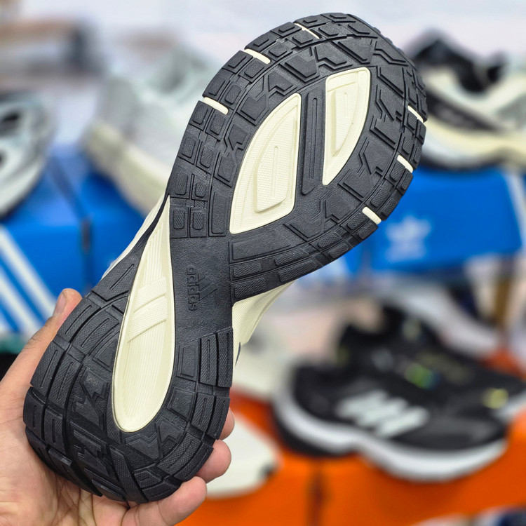 کتونی ویتنامی آدیداس مدل Adidas Response CL / ضمانت ویتنامی و کیفیت / فروش عمده و تک / سایز ۴۰ الی ۴۵