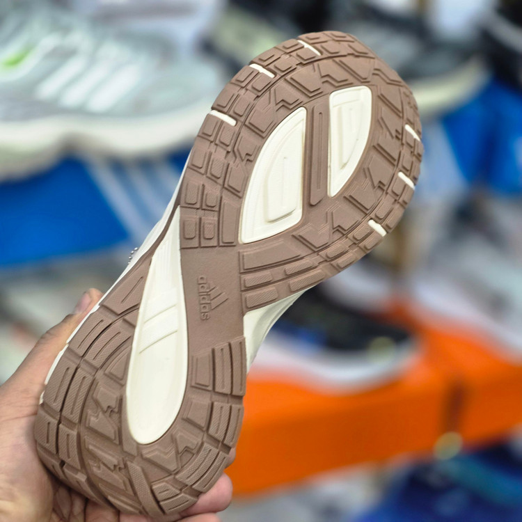 کتونی ویتنامی آدیداس مدل Adidas Response CL / ضمانت ویتنامی و کیفیت / فروش عمده و تک / سایز ۴۰ الی ۴۵