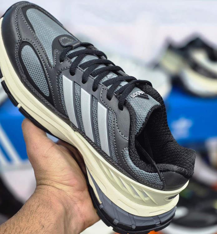 کتونی ویتنامی آدیداس مدل Adidas Response CL / ضمانت ویتنامی و کیفیت / فروش عمده و تک / سایز ۴۰ الی ۴۵