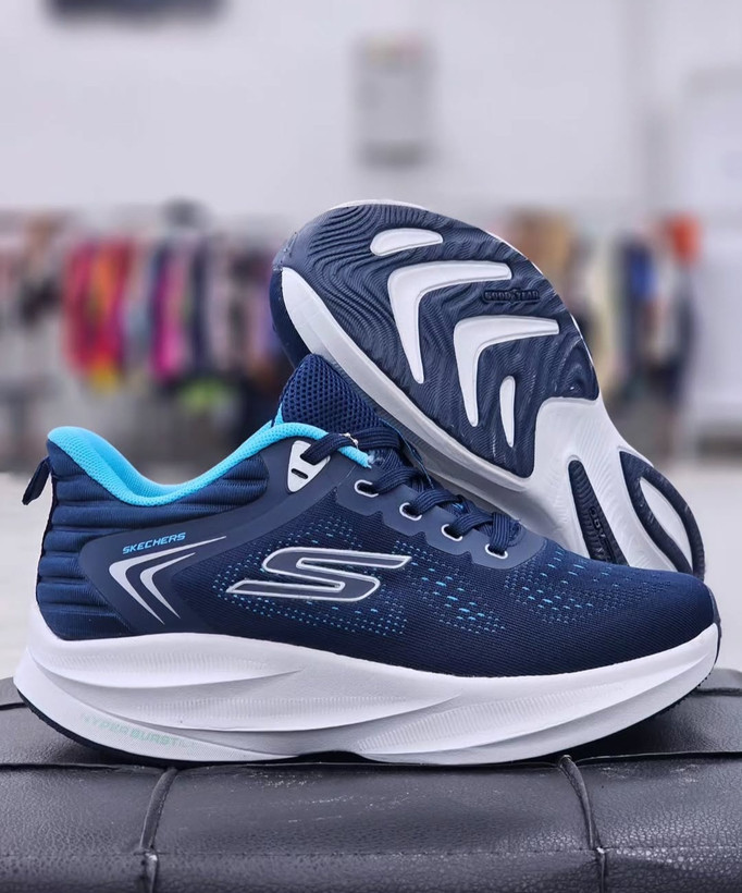 کتونی ویتنامی اسکیچرز گوران هایپر برست/Skechers Go Run Hyper Burst/ساخت ویتنام/سایز ۳۷ الی ۴۰/فروش تکی و عمده