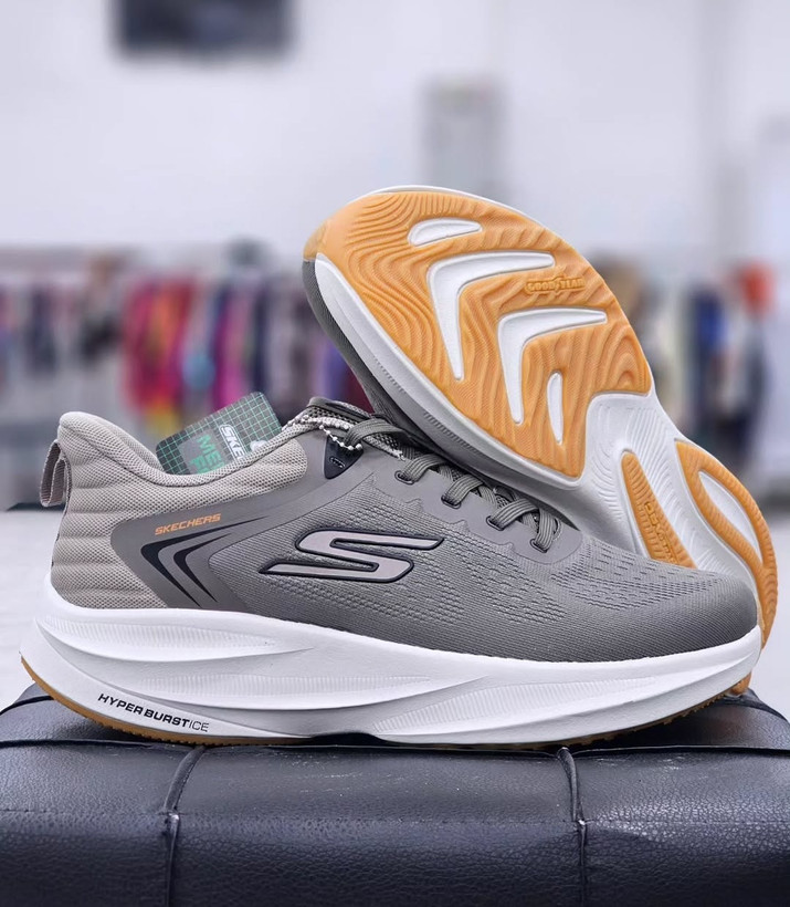 کتونی ویتنامی اسکیچرز گوران هایپر برست/Skechers Go Run Hyper Burst/مستر کوالیتیA/سایز۴۰ الی ۴۵/فروش تکی و عمده