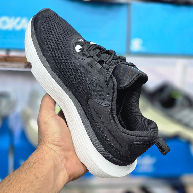 کفش اندرارمور اینفینیت اِلایت ۲ anderarmour infinite elite 2 / ضمانت ویتنامی و کیفیت کالا / سایز ۴۰ الی ۴۵