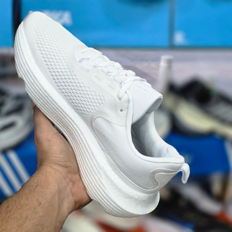 کفش اندرارمور اینفینیت اِلایت ۲ anderarmour infinite elite 2 / ضمانت ویتنامی و کیفیت کالا / سایز ۴۰ الی ۴۵