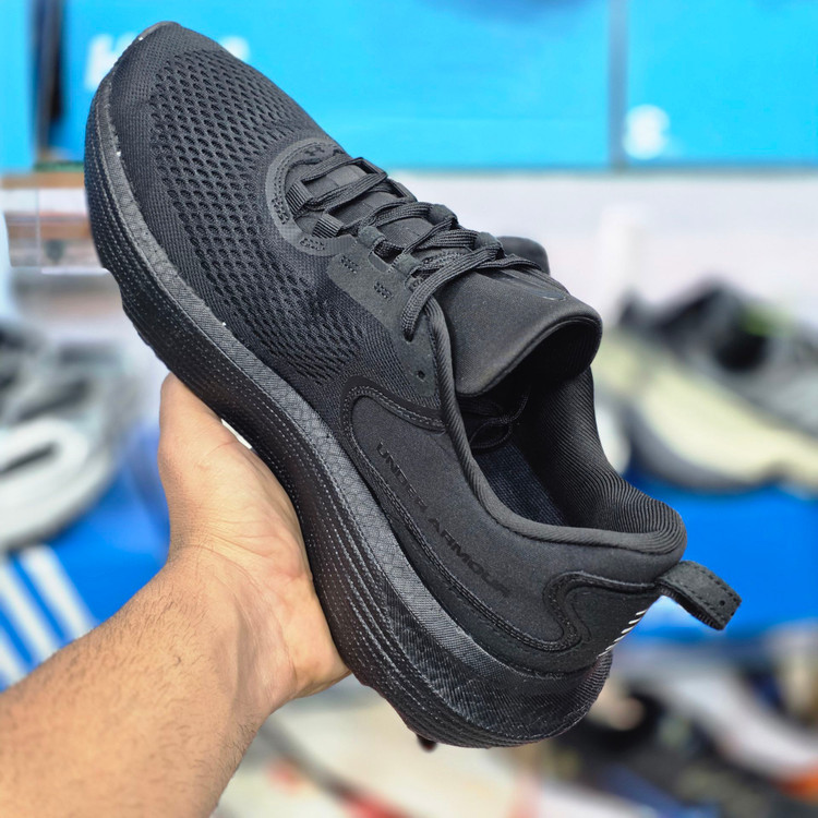 کفش اندرارمور اینفینیت اِلایت ۲ anderarmour infinite elite 2 / ضمانت ویتنامی و کیفیت کالا / سایز ۴۰ الی ۴۵