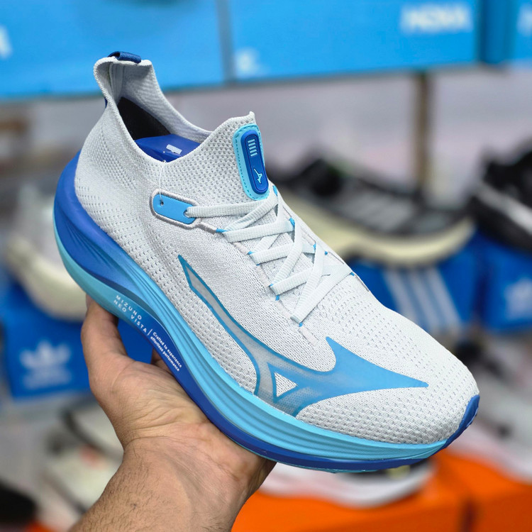 کتونی خارجی میزانو نئو ویستا/ Mizuno Neo Vista/ساخت ویتنام /سایز ۴۰ الی ۴۵/ فروش تکی و عمده/ضمانت کالا