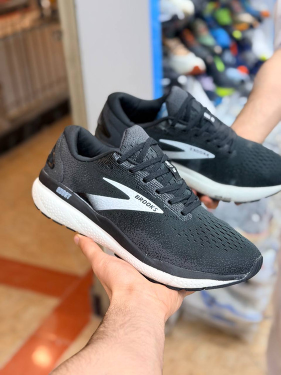 بروکس گاست 16ساخت ویتنام /Brooks Ghost 16/سایز 40 الی 45/فروش عمده و تک