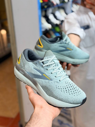 بروکس گاست 16ساخت ویتنام /Brooks Ghost 16/سایز 40 الی 45/فروش عمده و تک