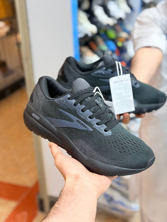 بروکس گاست 16ساخت ویتنام /Brooks Ghost 16/سایز 40 الی 45/فروش عمده و تک