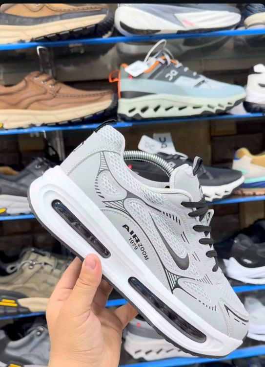 کتونی نایک ایر زوم مسترکوالیتی / سایز ۳۹الی۴۵ / Nike Air Zoom / ساخت ویتنام/فروش عمده و تک