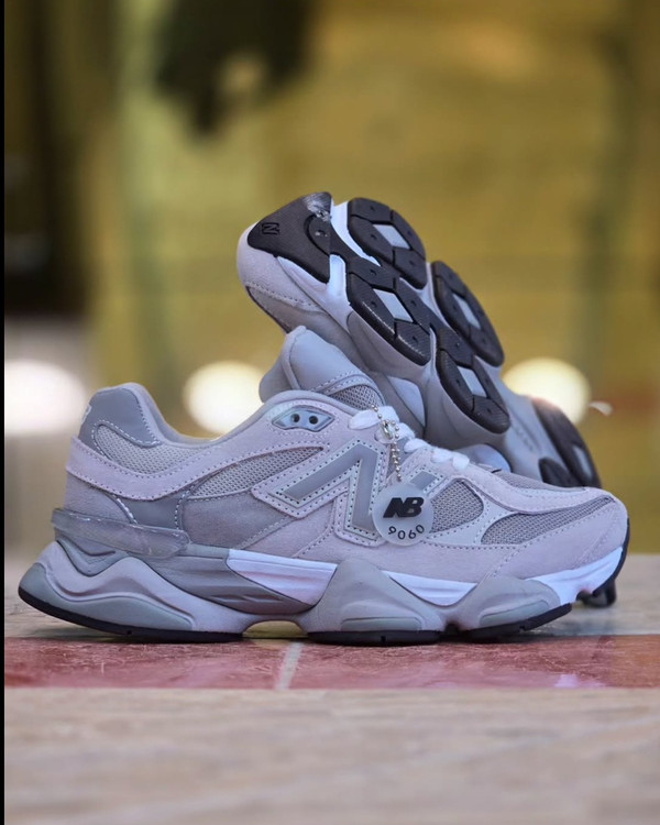 کتونی نیوبالانس ۹۰۶۰ New balance 9060 /ساخت ویتنام /ست زن و مرد/ ضمانت کیفیت کالا / سایز 38 تا 45 | Newbalance 9060