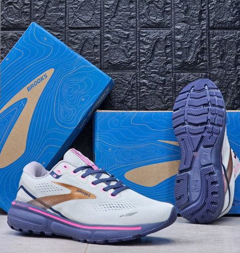 کفش ویتنامی بروکس گاست ۱۵/ساخت ویتنام وارداتی/Brooks Ghost 15/ سایز ۳۶الی ۴۵ /فروش تکی و عمده