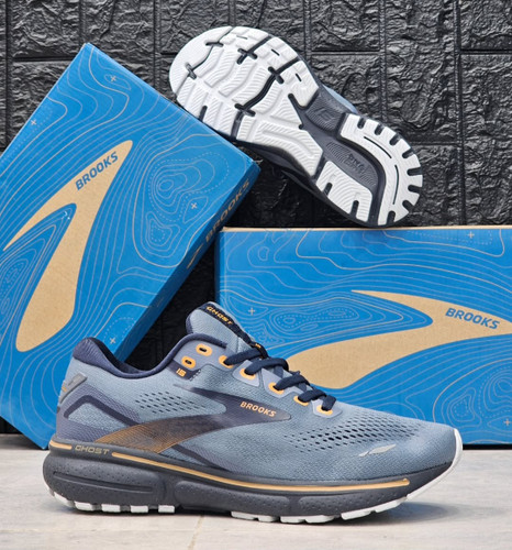 کفش ویتنامی بروکس گاست ۱۵/ساخت ویتنام وارداتی/Brooks Ghost 15/ سایز ۳۶الی ۴۵ /فروش تکی و عمده