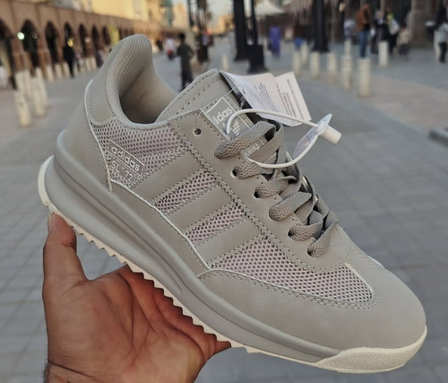 کتونی رانینگ و پیاده رویی آدیداس اس ال 72 | Adidas SL 72 |/ساخت ویتنام/سایز ۴۰ الی۴۵/فروش تکی و عمده