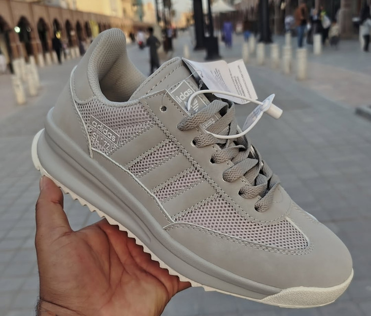 کتونی رانینگ و پیاده رویی آدیداس اس ال 72 | Adidas SL 72 |/ساخت ویتنام/سایز ۴۰ الی۴۵/فروش تکی و عمده