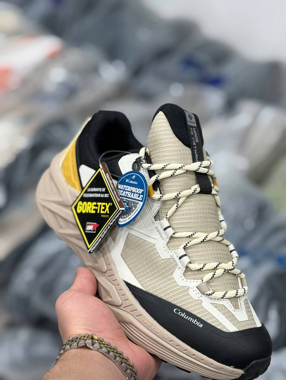 کتونی ویتنامی کلمبیا گورتکس ضد آب زیره ویبرام مستر کوالیتیAسایز ۴۰ تا۴۵ Colombia kailas mountain wander _2 GTX low waterproof Trekking shoes vietnam .فروش تکی و عمده