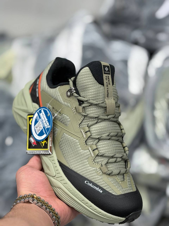 کتونی ویتنامی کلمبیا گورتکس ضد آب زیره ویبرام مستر کوالیتیAسایز ۴۰ تا۴۵ Colombia kailas mountain wander _2 GTX low waterproof Trekking shoes vietnam .فروش تکی و عمده