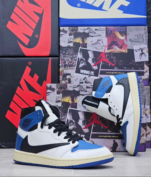 کتونی نایک جردن Nike jordan vietnamساخت ویتنام سایز 40 تا 45 فروش تکی وعمده