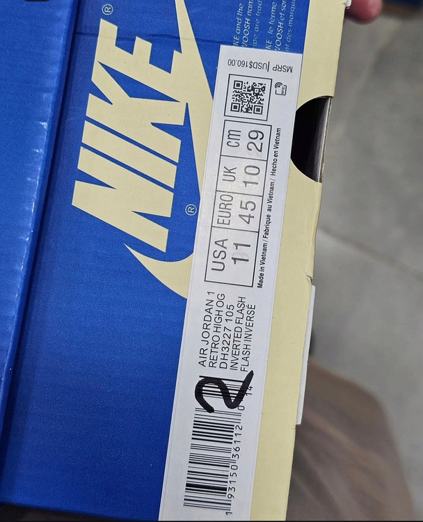 کتونی نایک جردن Nike jordan vietnamساخت ویتنام سایز 40 تا 45 فروش تکی وعمده