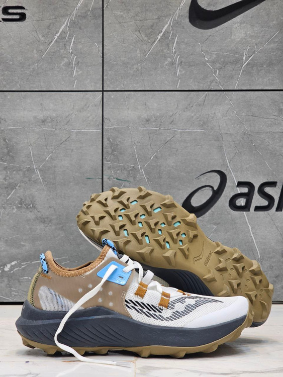 کتونی ویتنامی ساکونی تراکینگ اندورفین ریفت saucony endorphin rift/ساخت ویتنام/ضمانت کیفیت کالا/تکی و عمده / سایز ۴۰ الی ۴۵/فروش ویژه