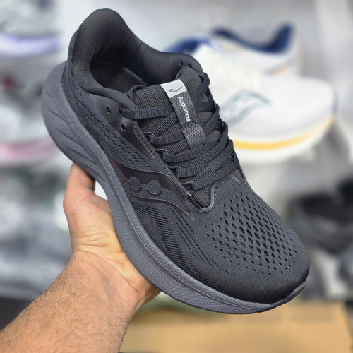 کتونی رانینگ و پیاده روی ساکونی مدل راید ۱۸ Saucony Ride 18 / ضمانت کیفیت کالا / فروش عمده و تک / سایز بندی ۴۰ ۴۱ ۴۲ ۴۳ ۴۴ ۴۵