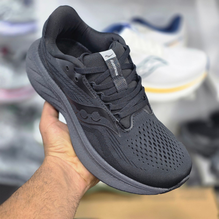 کتونی رانینگ و پیاده روی ساکونی مدل راید ۱۸ Saucony Ride 18 / ضمانت کیفیت کالا / فروش عمده و تک / سایز بندی ۴۰ ۴۱ ۴۲ ۴۳ ۴۴ ۴۵