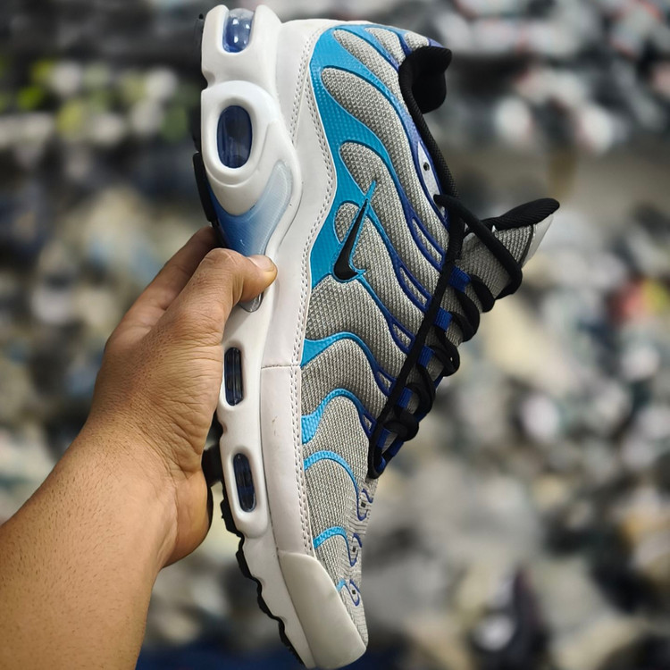 کفش اسپرت نایک ایر مکس پلاس nike air max plus sesame / اصل ویتنام / کیفیت مستر کوالیتی / سایز ۴۰ الی ۴۵