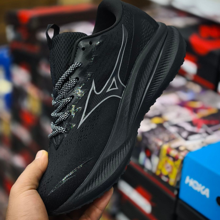 کتونی میزانو آسترو پلاس Mizuno astro plus / ضمانت ویتنامی و کیفیت / سایز ۴۰ الی ۴۵