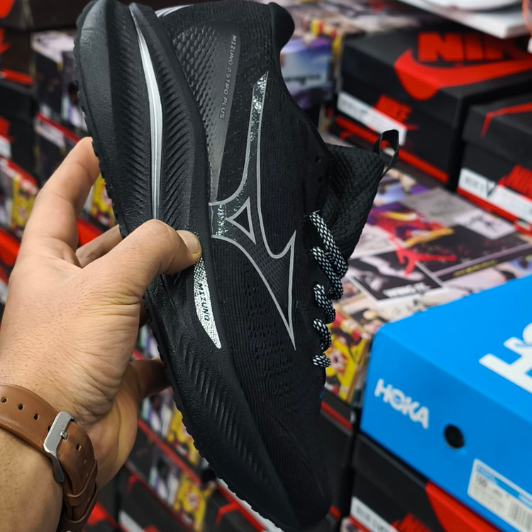 کتونی میزانو آسترو پلاس Mizuno astro plus / ضمانت ویتنامی و کیفیت / سایز ۴۰ الی ۴۵