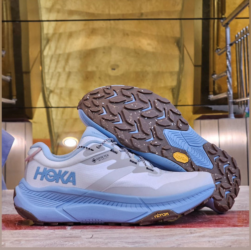 خرید پر فروش کتونی هوکا ترانسپورتHoka Transport. گورتکس ضد اب ساخت ویتنام سایز۴۰ تا ۴۵، فروش تکی و عمده.