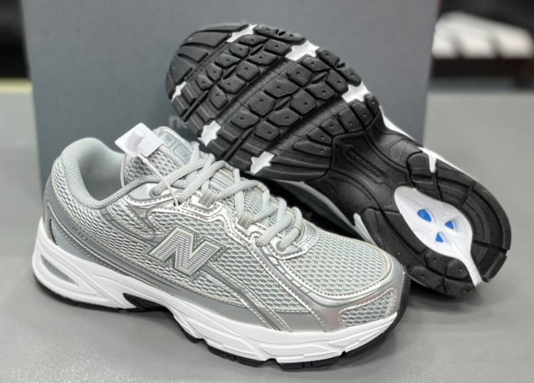 نیوبالانس ۷۴۰/Newbalance ۷۴۰/ساخت ویتنام/ سایز۴۰تا۴۵ فروش بصورت عمده و تک