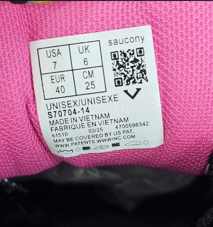 کتونی ساکونی تریامپ 4 |Saucony Progrid Triumph 4 ساخت ویتنام/سایز ۴۰ الی ۴۵فروش تکی و عمده