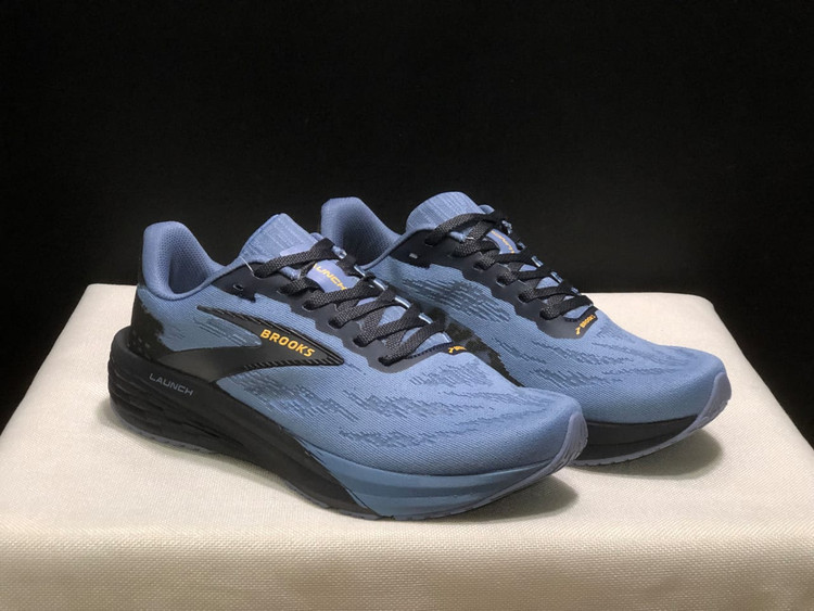 کتونی ویتنامی رانینگ و پیاده روی بروکس لانچ ست زنانه مردانه / Brooks lunch 11 / ضمانت کیفیت کالا / سایز ۳۸ الی ۴۵