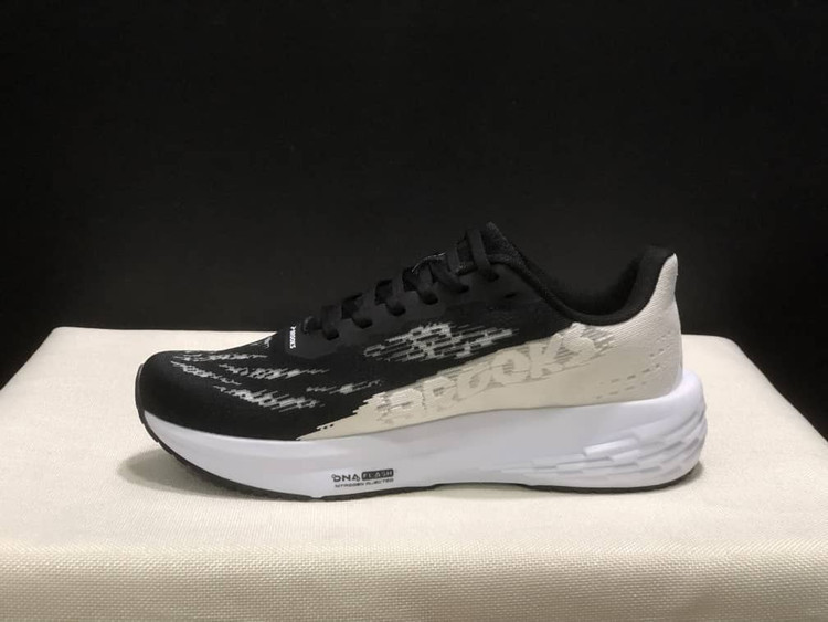 کتونی ویتنامی رانینگ و پیاده روی بروکس لانچ ست زنانه مردانه / Brooks lunch 11 / ضمانت کیفیت کالا / سایز ۳۸ الی ۴۵