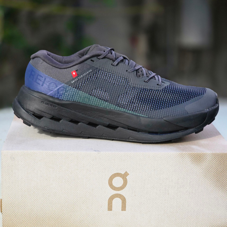 خرید کفش دویدن QC On Running با فوم Helion HF مدل توری | دوام و راحتی در تمام طول مسیر | سایز ۳۸ الی ۴۵