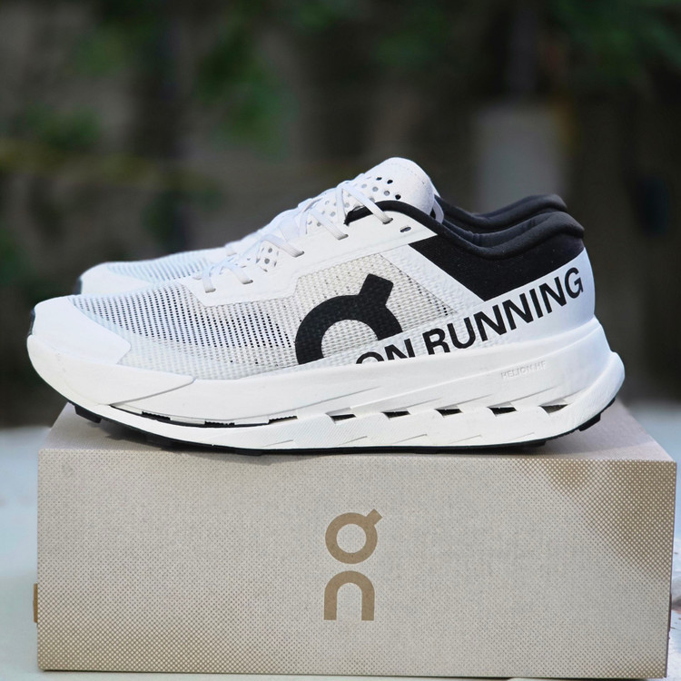 خرید کفش دویدن QC On Running با فوم Helion HF مدل توری | دوام و راحتی در تمام طول مسیر | سایز ۳۸ الی ۴۵