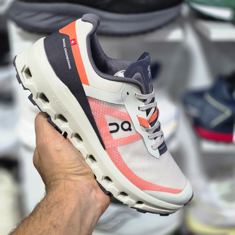 خرید کتونی کیوسی کلود هوریزون ساخت ویتنام سایز ۴۰ تا ۴۵ فروش تکی و عمده .QC On cliudhorizon vietnam ضمانت کالا و تعویض سایز