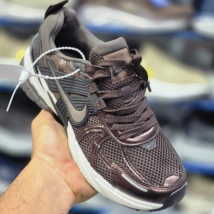 کتونی نایک وی تو کی Nike V2k Run /سایز 37الی۴۵ساخت ویتنام | باجعبه بارکد دار