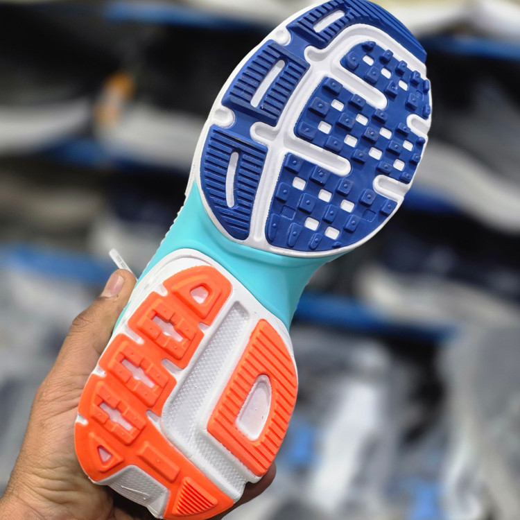 کتونی نایک وی تو کی Nike V2k Run /سایز 37الی۴۵ساخت ویتنام | باجعبه بارکد دار