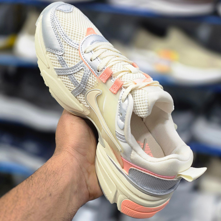 کتونی نایک وی تو کی Nike V2k Run /سایز 37الی۴۵ساخت ویتنام | باجعبه بارکد دار