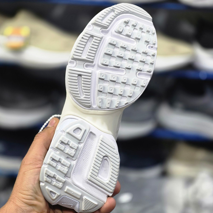 کتونی نایک وی تو کی Nike V2k Run /سایز 37الی۴۵ساخت ویتنام | باجعبه بارکد دار