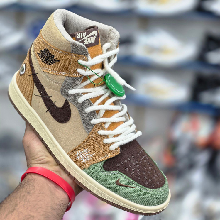 کتونی نایک ایر جردنNike Air jordanساخت ویتنام سایز ۴۰ الی ۴۵ فروش تکی و عمده همراه با جعبه ضمانت کالا