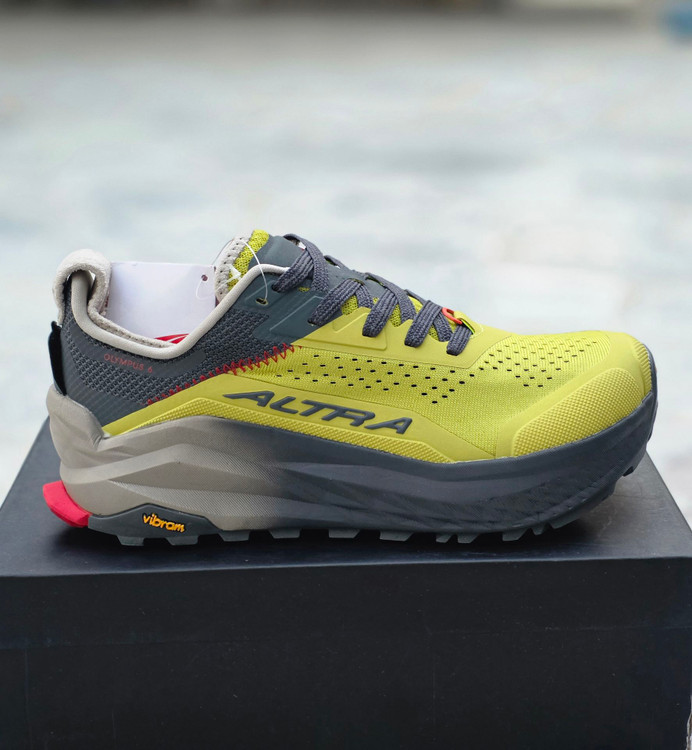 کتونی ویتنامی آلترا مدل المپوس ۶/ altra Olympus 6/ساخت ویتنام /سایز ۳۹الی۴۶/ زیره ویبرام /ضمانت