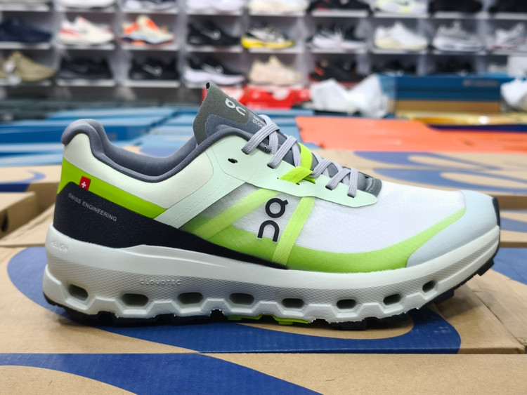 کتونی آن رانینگ مسترکوالیتی | سایز ۴۰ الی ۴۵ | On Running Cloud tehساخت ویتنام/فروش تکی و عمده