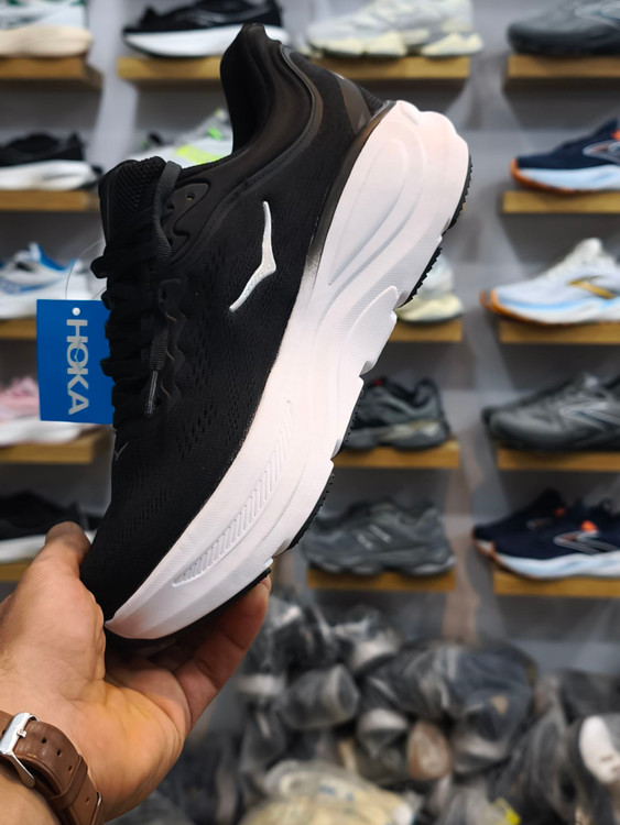 کتونی رانینگ هوکا باندی 9 مسترکوالیتی /سایز 40 تا 45/Hoka Bondi 9/فروش عمده و تک