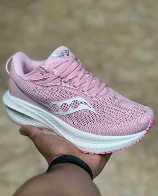 کتونی ساکونی تریمپ 21 مسترکوالیتی /سایز 36 الی 45/Saucony Triumph 21/