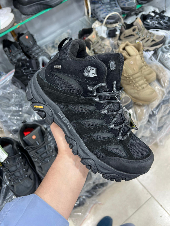 بوت مرل گورتکس /سایز ۴۰ الی ۴۵ / زیره ویبرام / Merrell Moab 3 Mid GTX